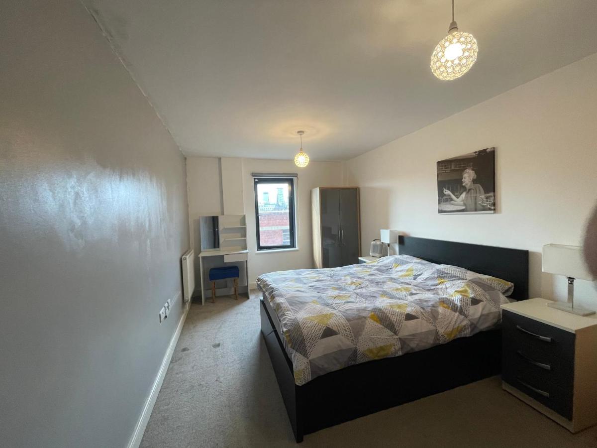Modern Apartment Near Bullring 버밍엄 외부 사진